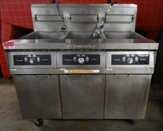 lot 2443 image: Stainless Frymaster  With 3 Frying Stations