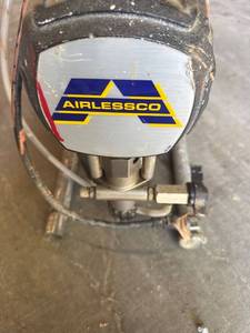 lot 752 image: Airlessco commercial paint sprayer