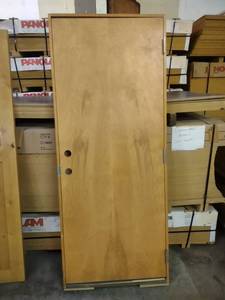 lot 920 image: new 32x80 door with encasement