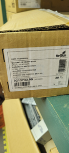 lot 3055 image: Box Hettich Quadro 18 HD350 Drawer Slides - Steel Zinc Plated - 30 Pieces