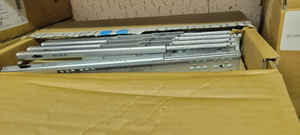 lot 3070 image: Hettich Quadro 18 HD350 Drawer Slides Steel Zinc