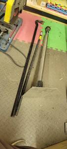 lot 3124 image: Industrial Floor Jack Handle and Extension Bar Set