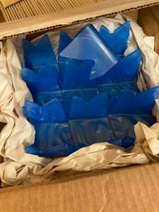 lot 7145 image: Box of 10 gun holders small