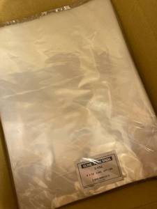 lot 7148 image: Two mail 9 x 12 poly bags