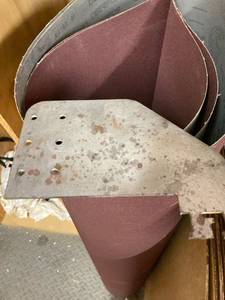 lot 7173 image: Box of brackets 7 12 inch long