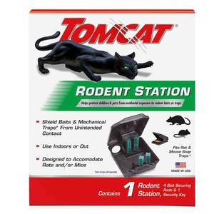 lot 2151 image: Tomcat Rodent Station