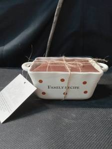 lot 2248 image: Glass Mini Loaf Pan & Hand Towel Set