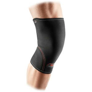 lot 2261 image: McDavid 401 Neoprene Knee Support