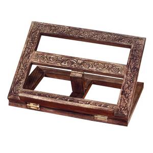 lot 1020 image: Wood Missal Stand 10X13