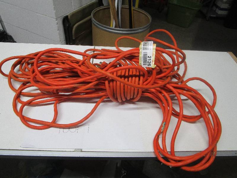 lot 2126 image: 100ft Extension Cord