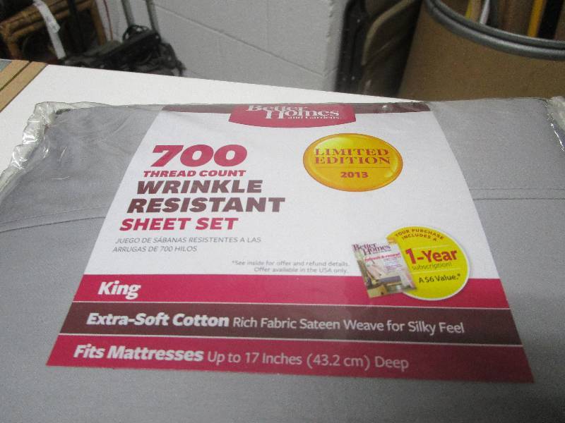 lot 2134 image: King Size Sheet Set 700 Thread Count