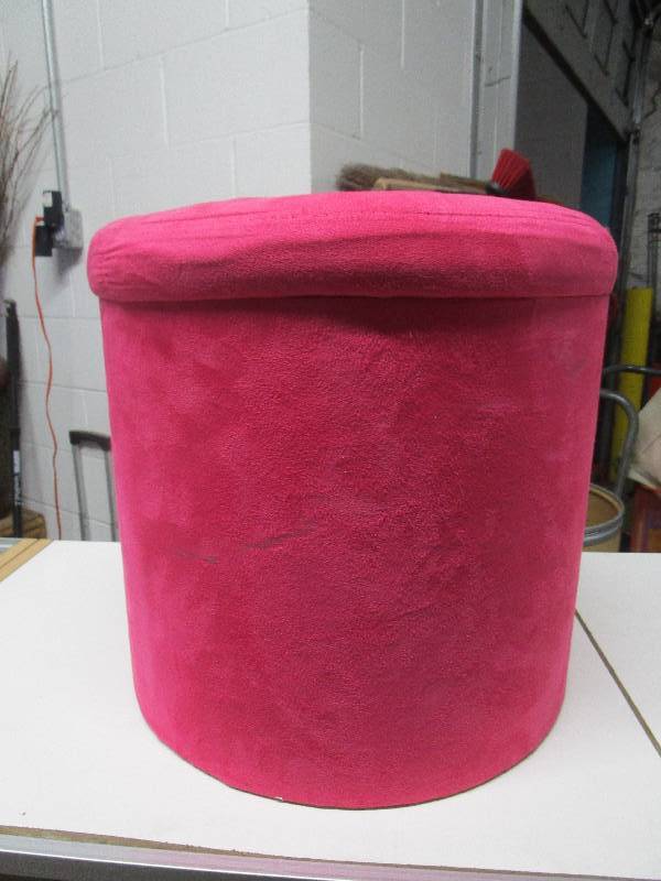 lot 2137 image: Foot Stool