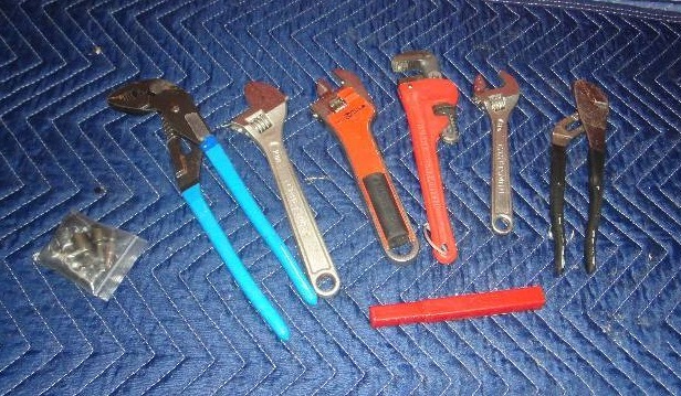 lot 2049 image: Lot of Wrenches