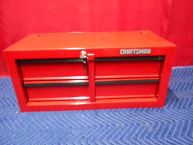lot 2007 image: Craftsman Tool Box with Key