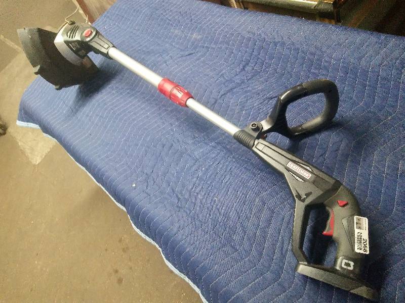 lot 2068 image: Craftsman Cordless Weed Eater