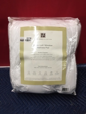 lot 5178 image: King Size Window Mattress Pad