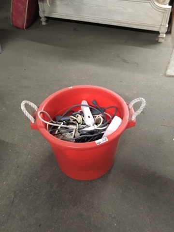 lot 2056 image: Tub of Power Strips