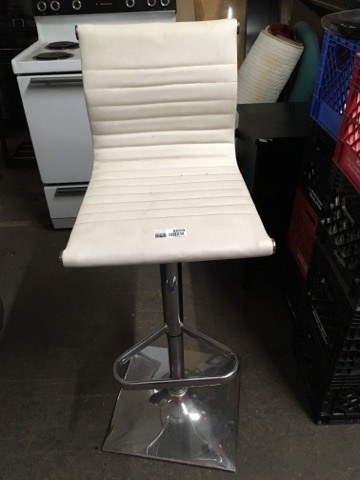 lot 2059 image: Modern Swivel Barstool