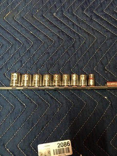 lot 2086 image: Craftsman Socket Set