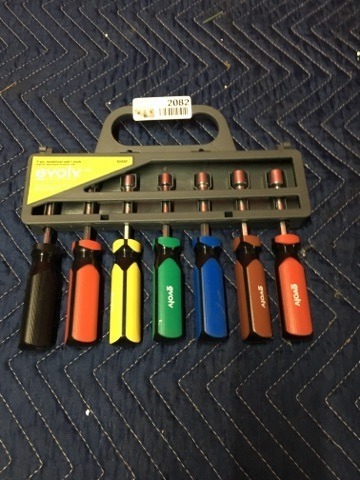 lot 2082 image: Evolv Nutdriver Set