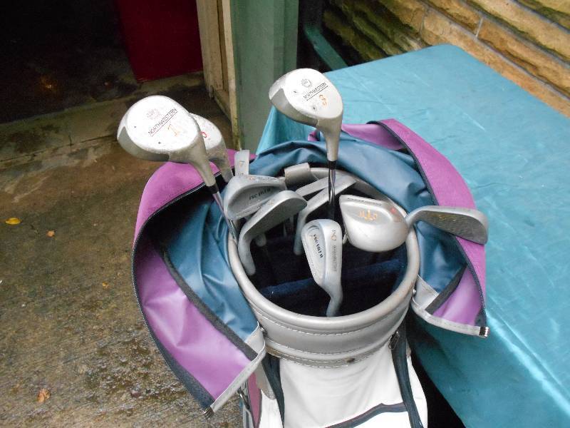 lot 8110 image: Golf Clubs Bag and Balls