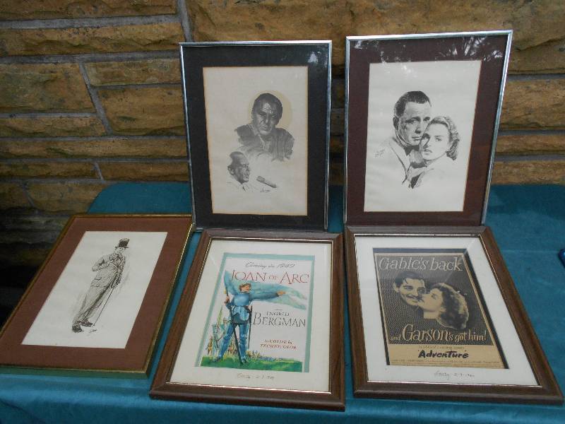 lot 8125 image: Lot of Black & White Pastimes Wall Decor