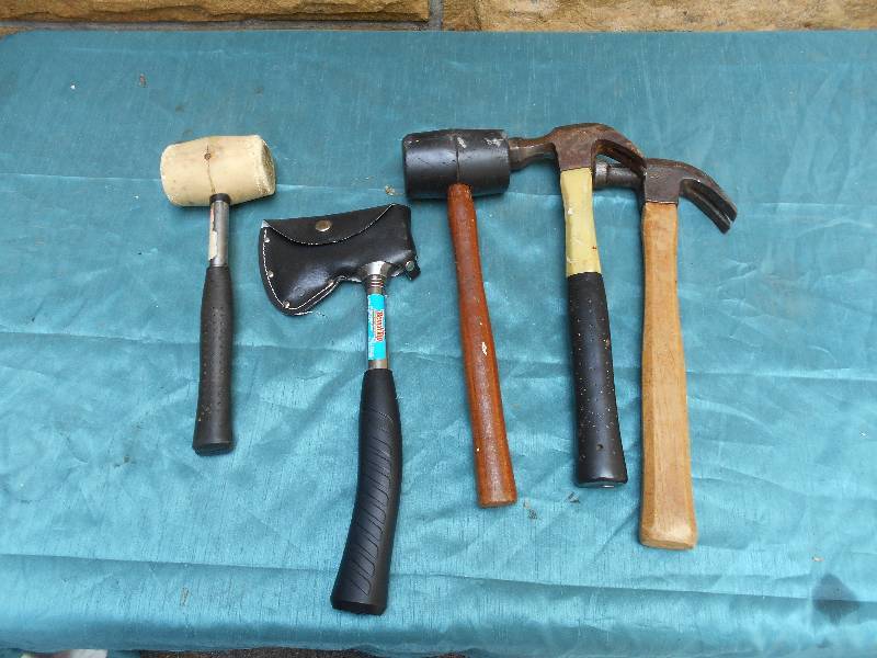 lot 8146 image: Lot of Hand Tools