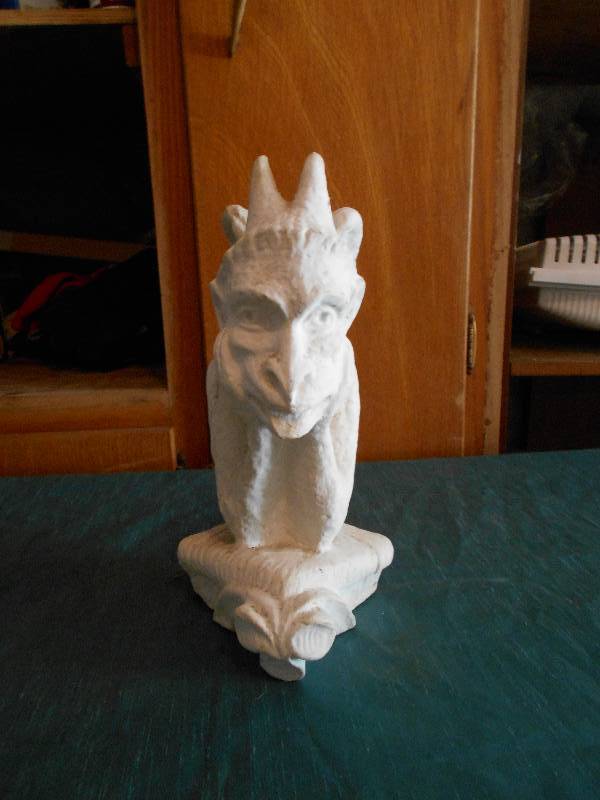 lot 8153 image: Gargoyle Collectible (Hunchback)