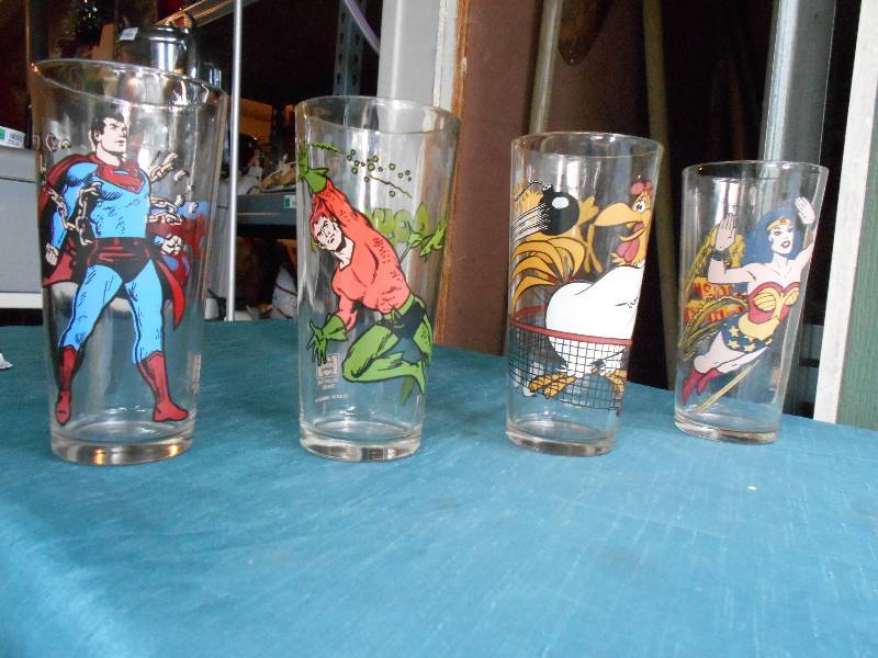 lot 8160 image: Classic Cartoon Shot Glass Collectibles