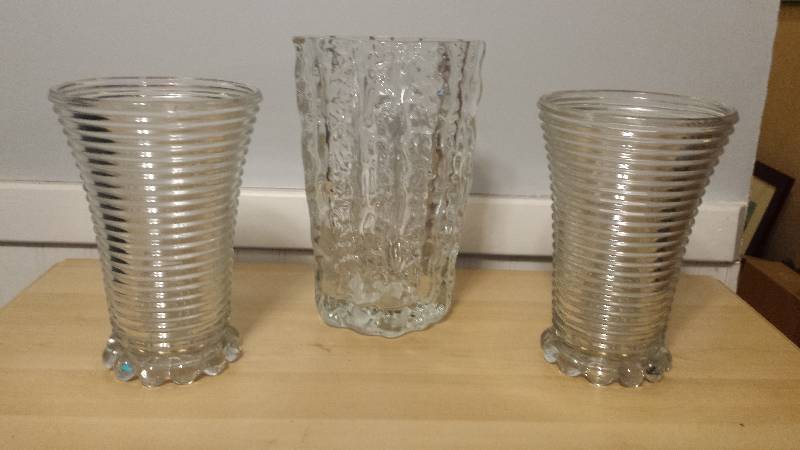 lot 2650 image: Lot of Manhattan Vases