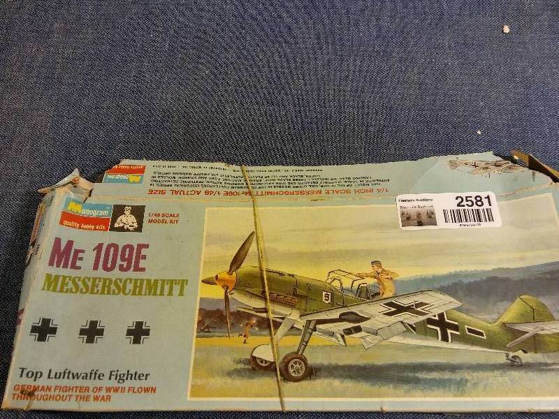 lot 2581 image: ME  109E MESSERSCHMITT