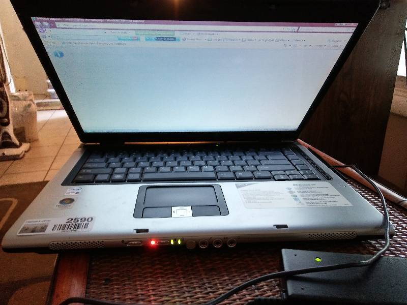 lot 2590 image: ACER LAPTOP