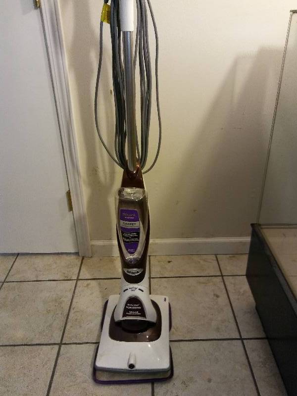 lot 2599 image: SHARK SONIC DUO SCRUBBING VACCUM