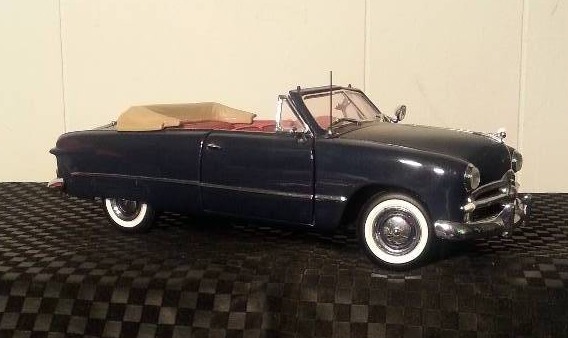lot 2561 image: 1949 FORD DIE CAST CAR