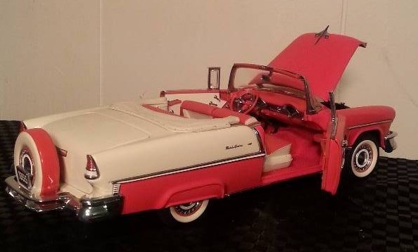 lot 2562 image: 1955 CHEVROLET DIE CAST
