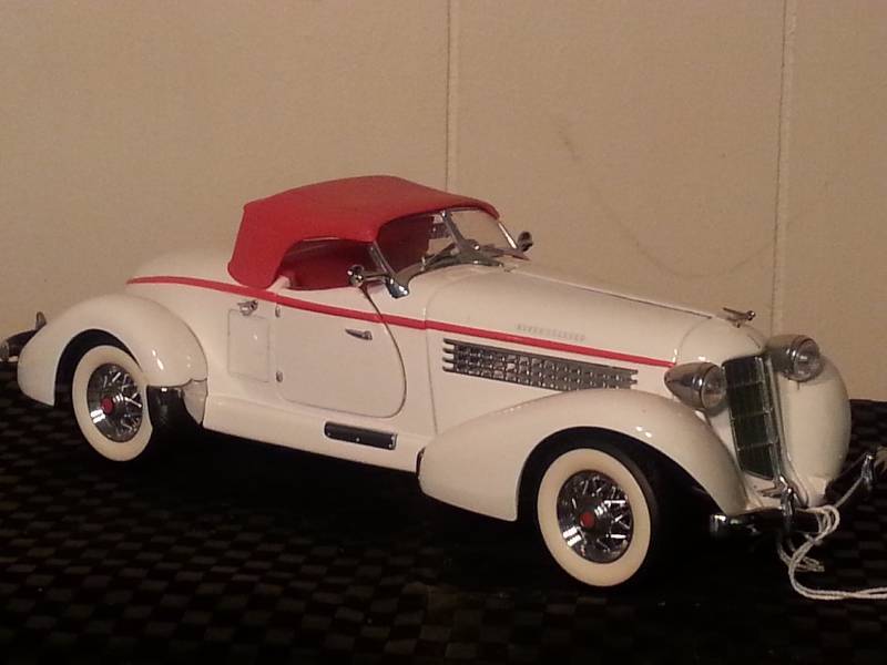 lot 2578 image: 1935 BOATTAIL AUBURN