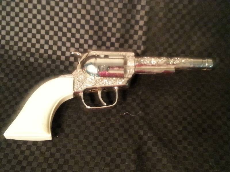 lot 2604 image: Antique Cap Gun