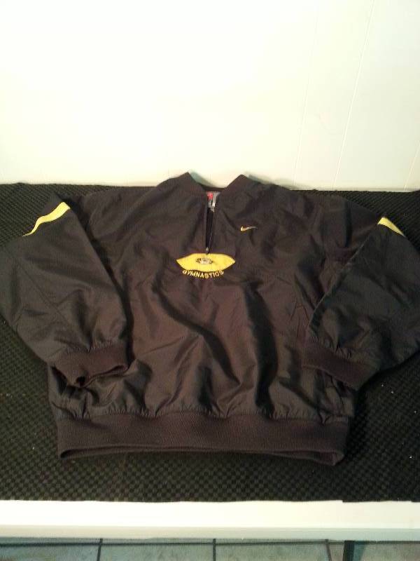 lot 2623 image: NIKE MISSOURI TIGER GYMNASTICS WIND BREAKER