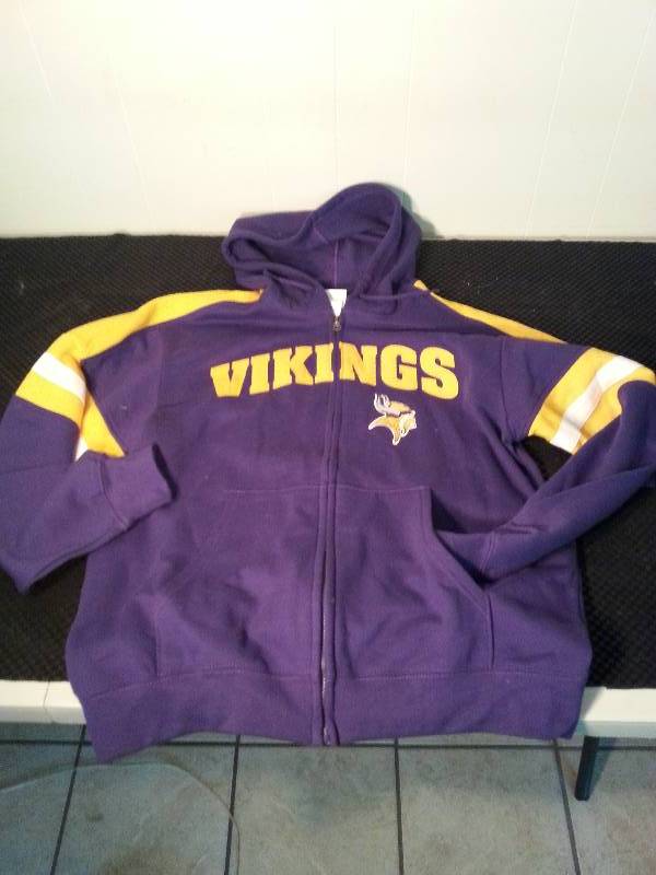 lot 2624 image: VIKINGS JACKET SIZE M