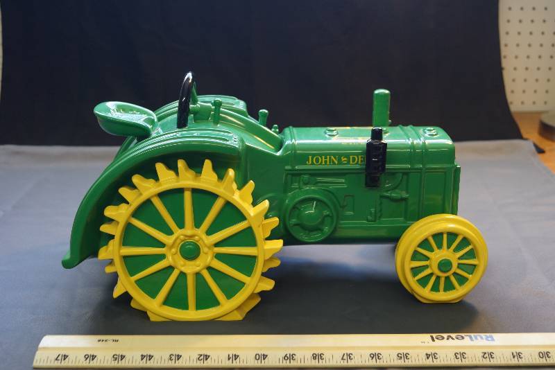 lot 79 image: Ceramic John Deere Planter