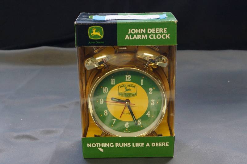 lot 92 image: John Deere Alarm Clock- Bedside