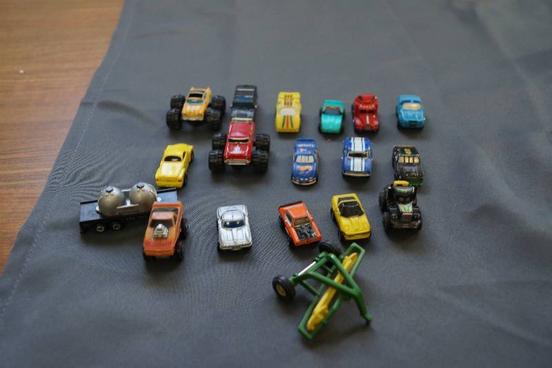 lot 191 image: Micro Car Lot- 1 inch Long