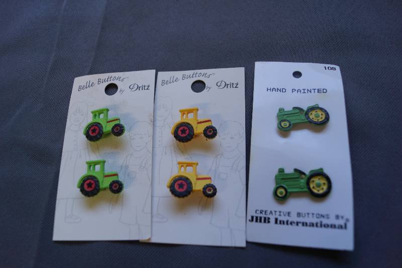 lot 218 image: Belle Buttons  Tractors- 3 Sets of 2 per