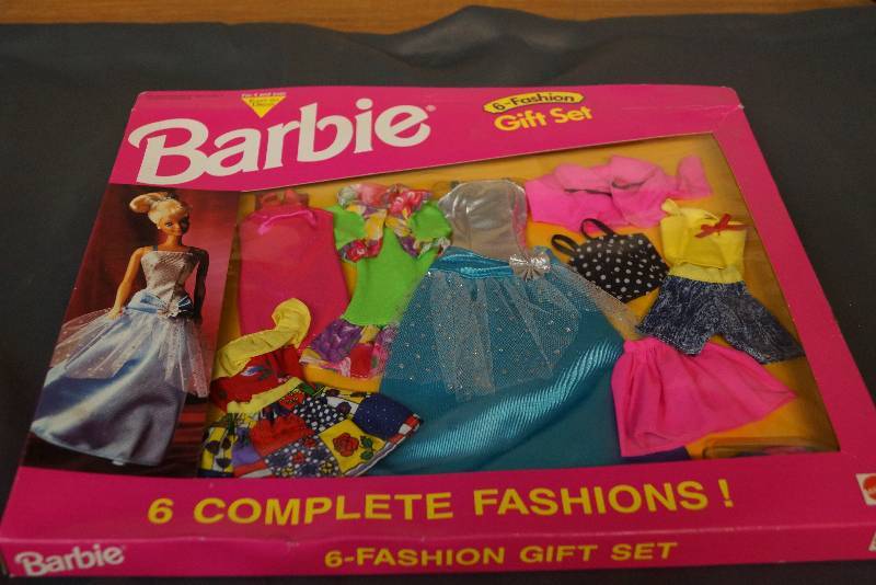 1992 Mattel Barbie Fashion Set- Doll Clothes NIB | John Deere 