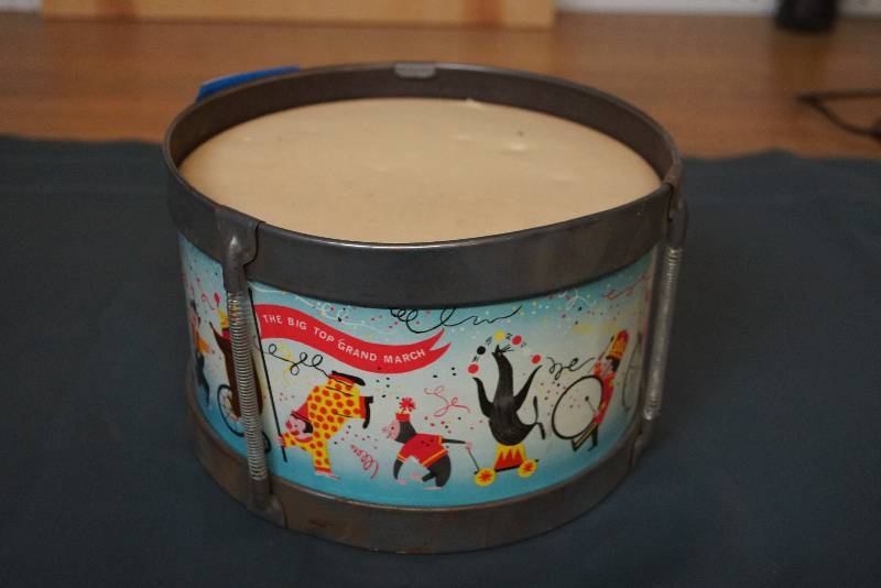 lot 1108 image: Vintage Toy Drum-  Metal