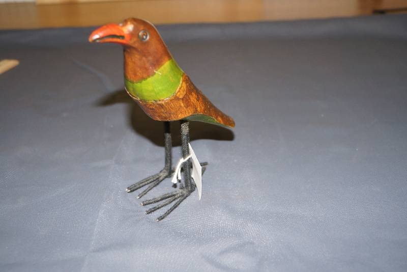 lot 248 image: Wood Bird   KIWI