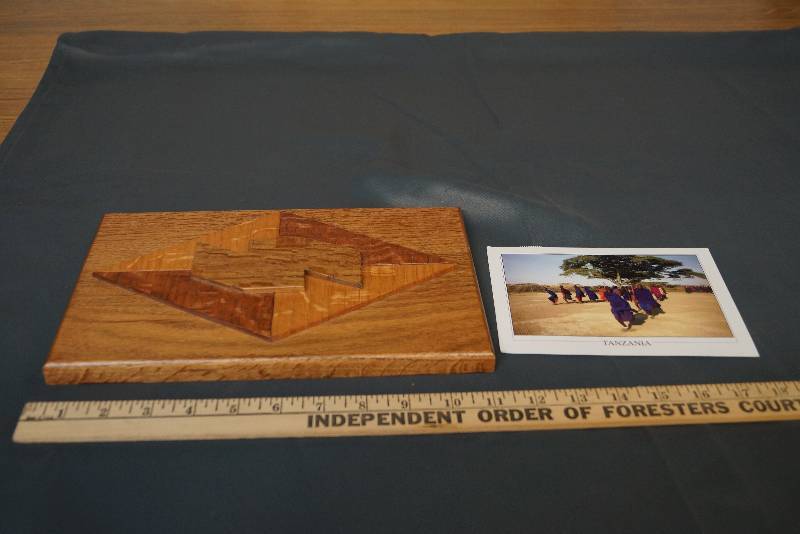 lot 247 image: Tanzania Wall Decor and Picture