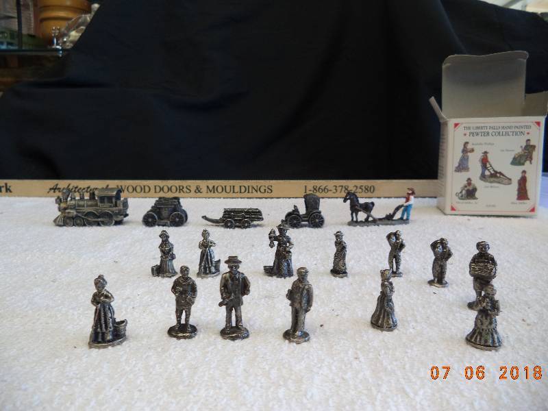lot 1772 image: Pewter Figures  LOT