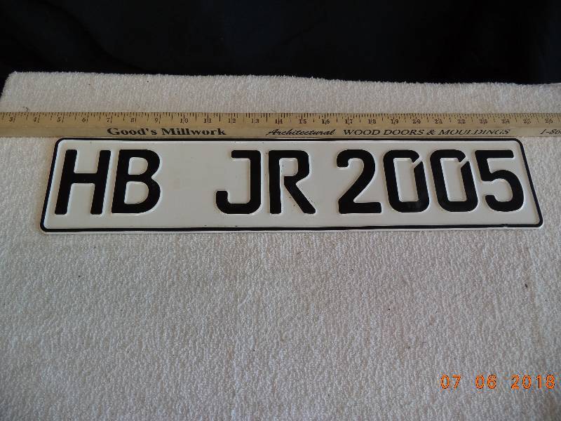 lot 1786 image: Foreign Car License Plate