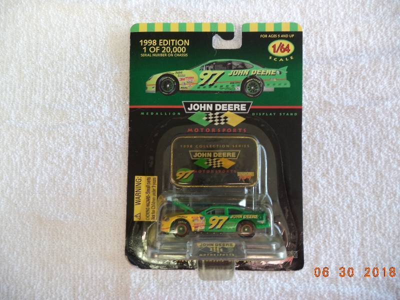 lot 1516 image: 164 Scale #97 John Deere Race Car-  1998- Numbered